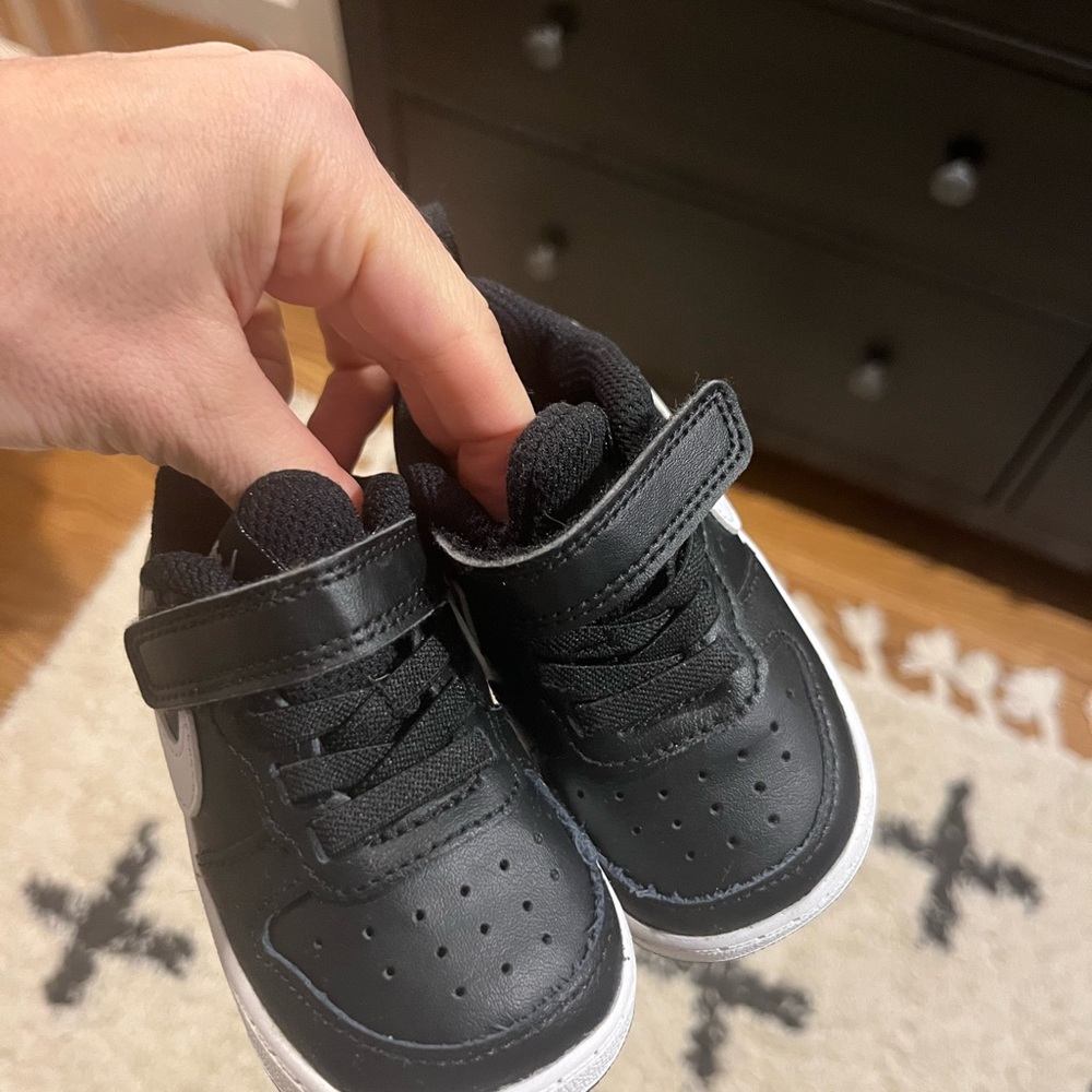 Like new 4c Baby Nike Black Shoes